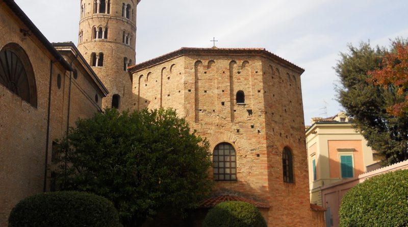 Baptisterio Neoniano